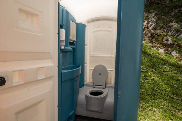 Porta potty delivery and setup in Logan, UT